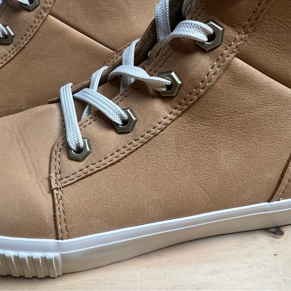 Timberland ReBOTL Women's Skyla Bay Lightweight High Top Sneaker Boot size 7 - Picture 4 of 14
